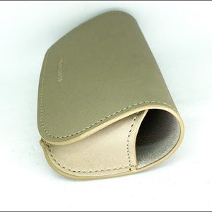 CLEARANCE! Designer Giorgio Armani Sunglasses Eyeglasses Soft Case Light Gray